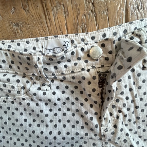 GAP Bundle of 2 Denim Cut Off Shorts - Picture 3 of 4